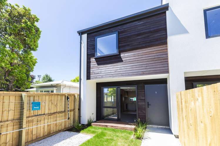 1/220 Geraldine Street Edgeware_9