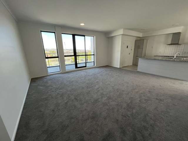 Flat Bush, 3 Bedrooms