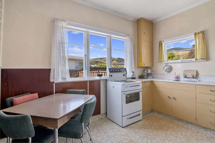 1/9 Willow Avenue Stoke_7