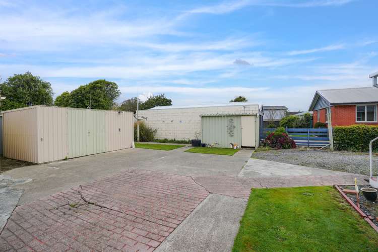 53 Glenalmond Crescent Rockdale_21