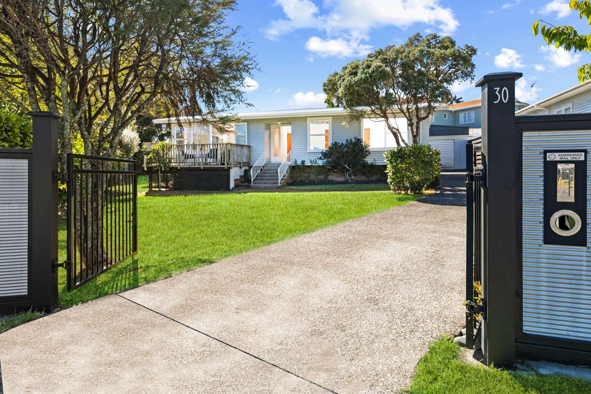 30 Sunray Avenue Titirangi_0