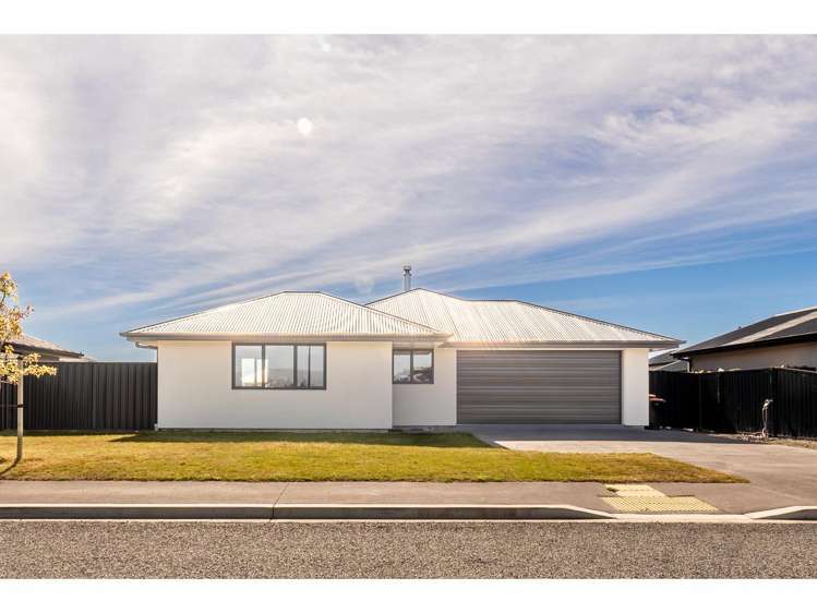 27 Lakeland Avenue Twizel_23