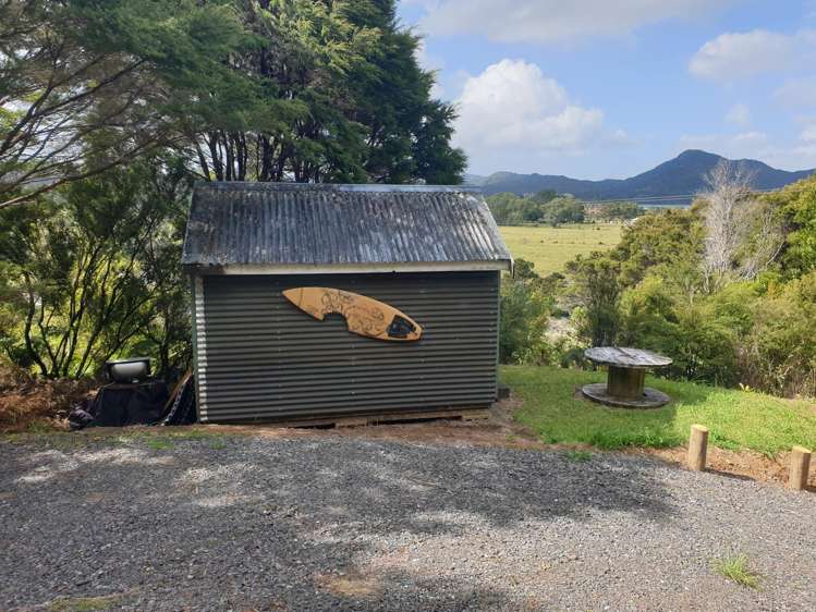 4C Moana Crescent Kennedy Bay_8