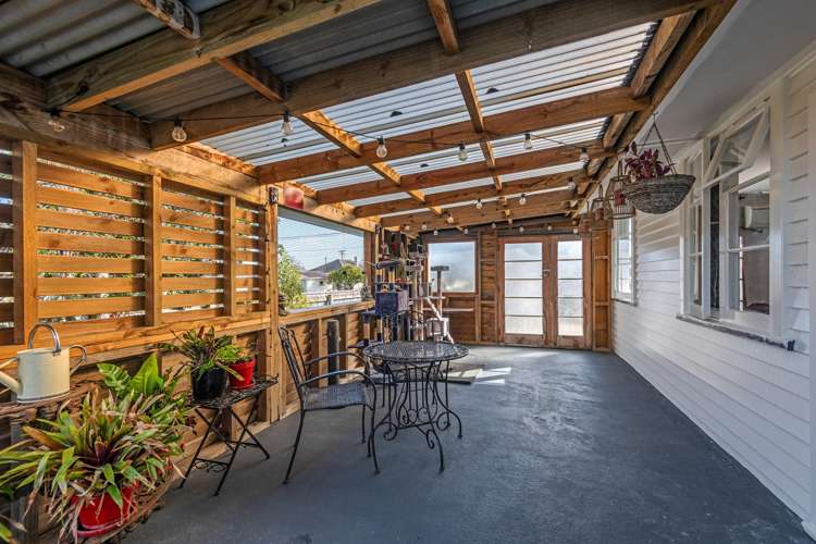 44 Holland Crescent Bulls_5