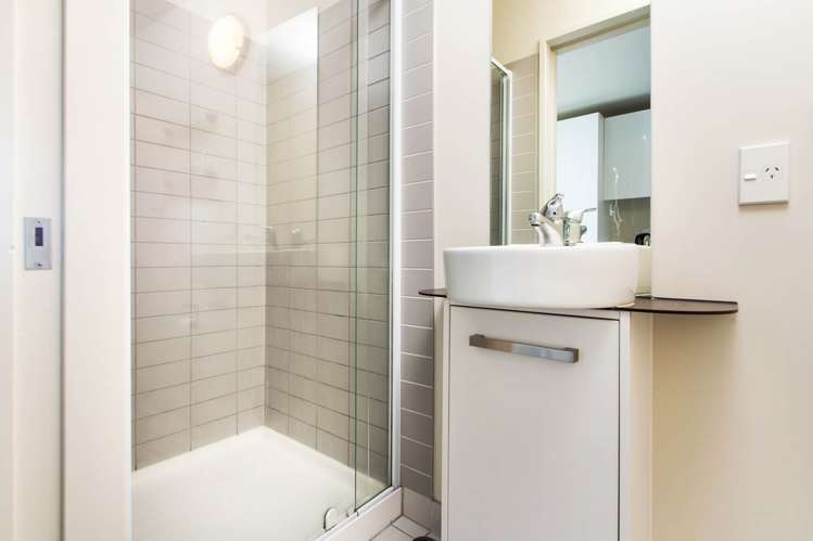 1419/10 Waterloo Quadrant Auckland Central_5