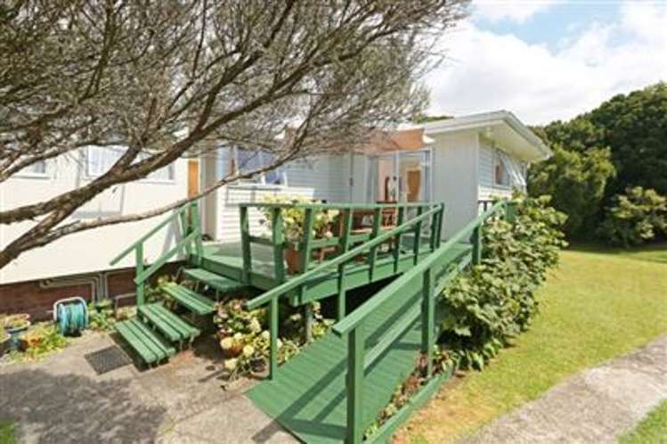 7 Amberley Avenue Te Atatu South_15