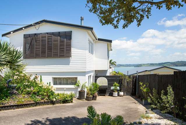 811a Whangaparaoa Road Manly_4