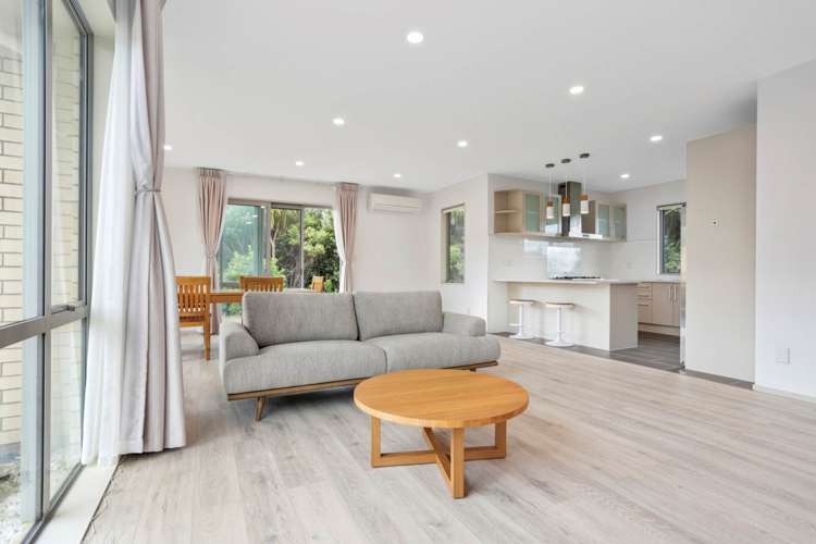 5 Northbrook Close Greenhithe_8