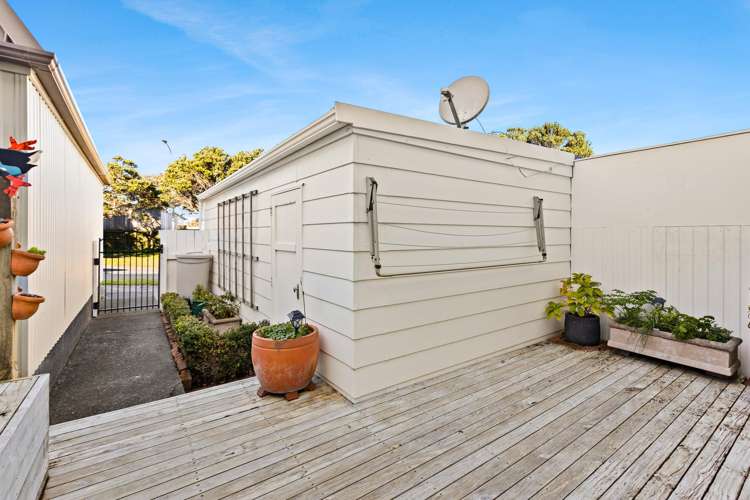 125 Akaroa Drive Maupuia_16
