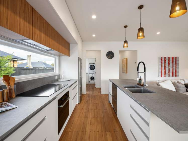 120 Brookfield Street Hamilton East_4