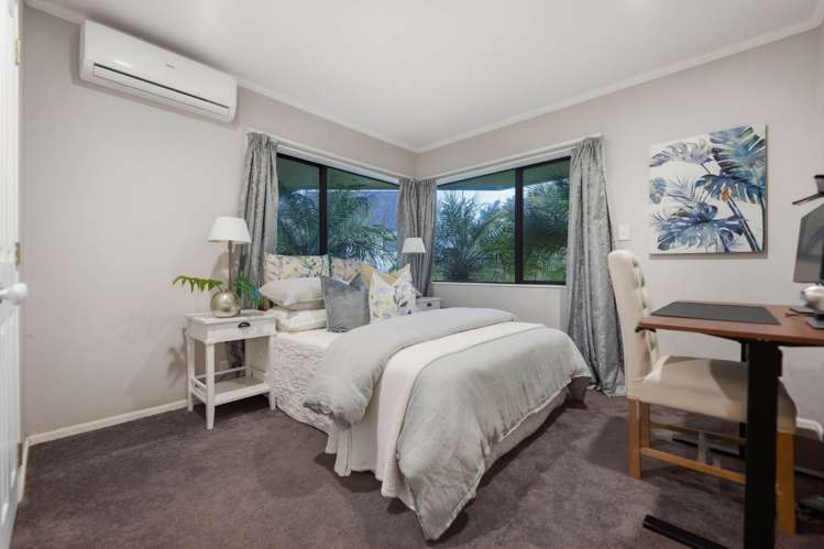 8 Chiania Place_2