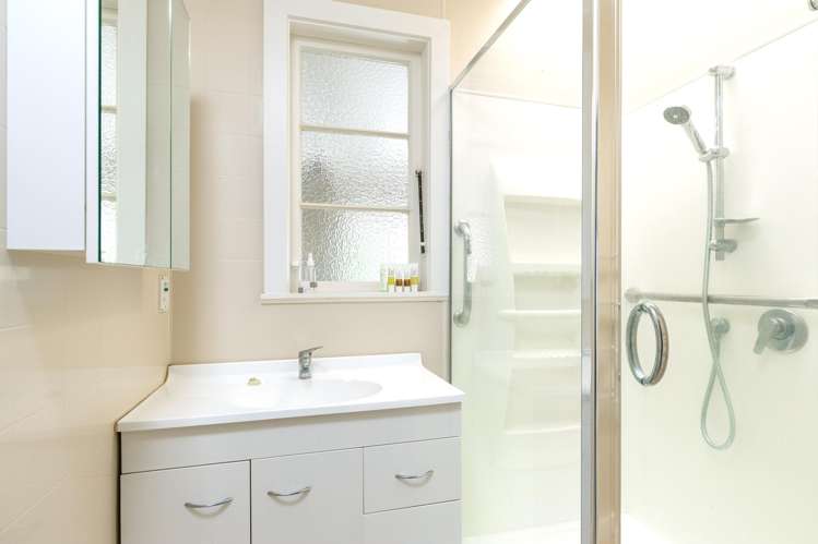 18 Leitrim Street Redwoodtown_13