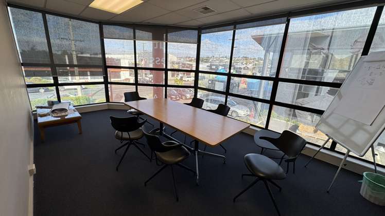 39 Porana Road Wairau Valley_12