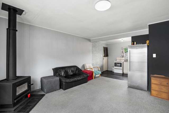 19A Kendal Grove Wainuiomata_3