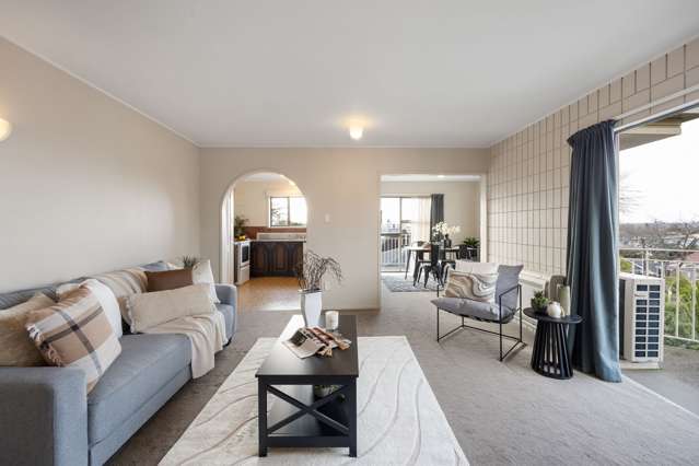 12/10 Hunter Street Hamilton Lake_2