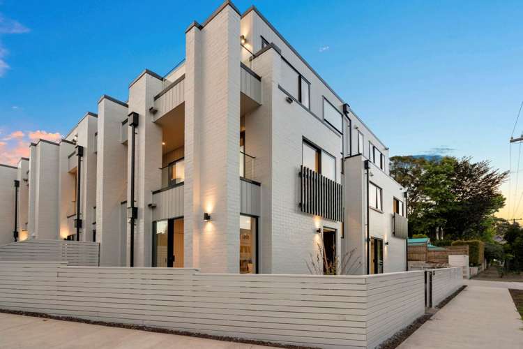 27a Claude Road Epsom_15