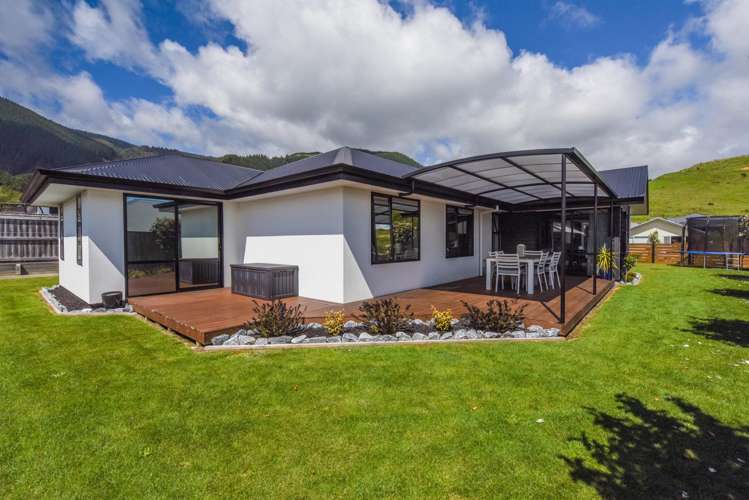 70 Sanctuary Drive Stoke_14