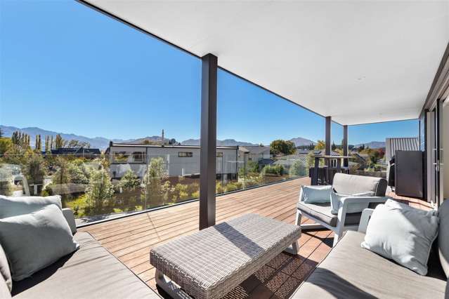 3 Houliston Close Wanaka_2