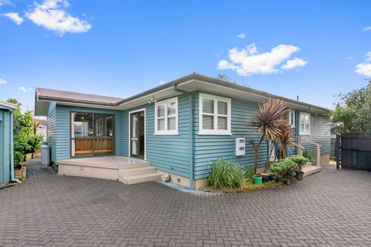 2/213 Tamamutu Street Taupo_16