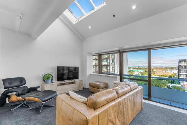 Affordable Takapuna Loft!