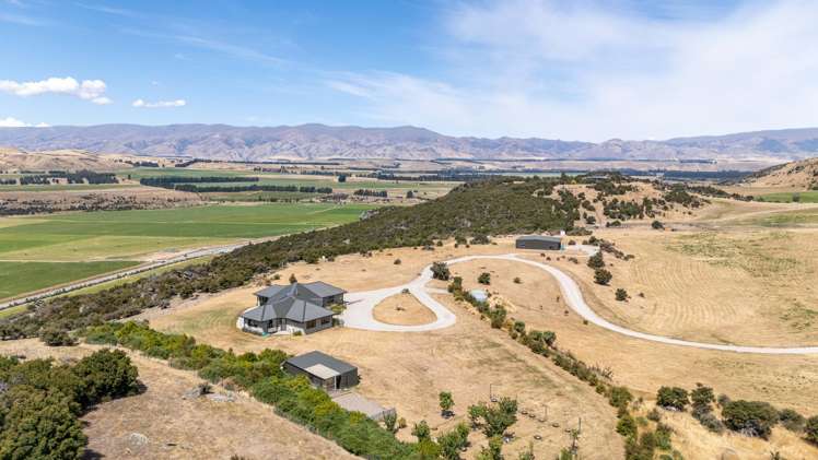 171 Pukekowhai Drive Queensberry_36