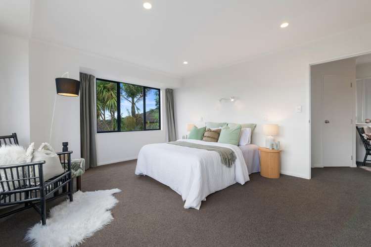 1/40 Jane Eyre Drive Somerville_28