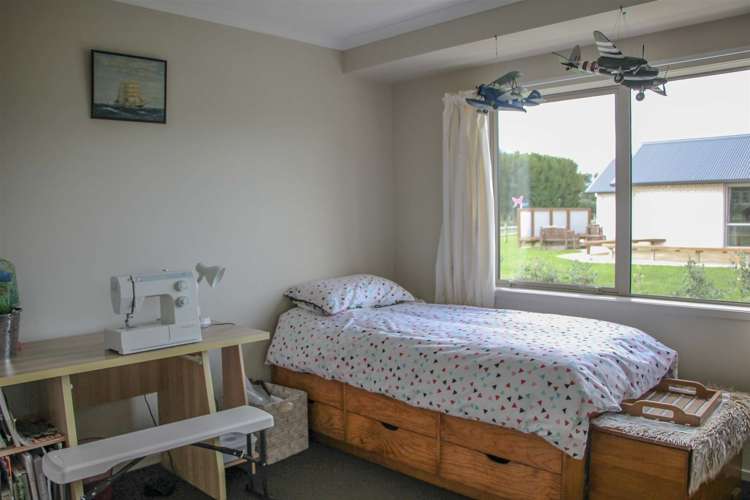 4 Barry Lane Te Aroha_11