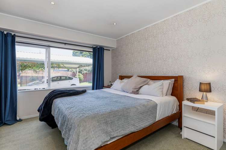 11 Lakeside Drive Pahurehure_11