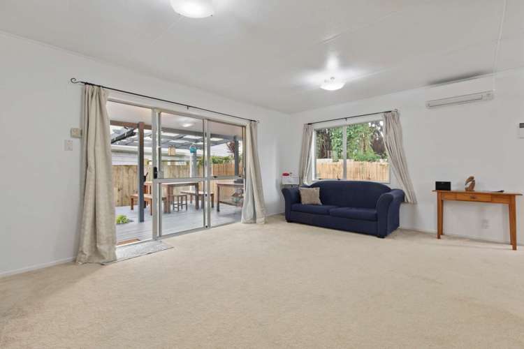 118 Old Farm Road Hamilton East_7