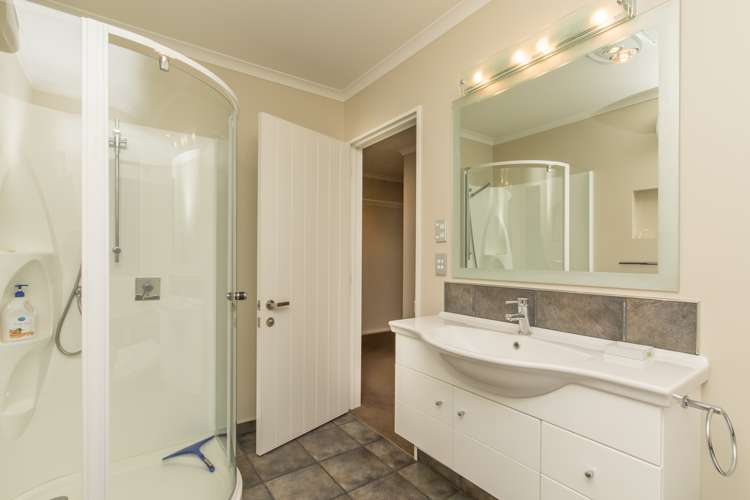 38 Reka Street Parklands_16