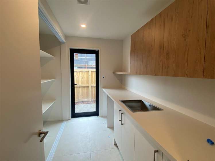 7 Benashet Drive Lincoln_16