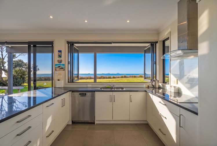 27 Bonanza Place Pauanui_6
