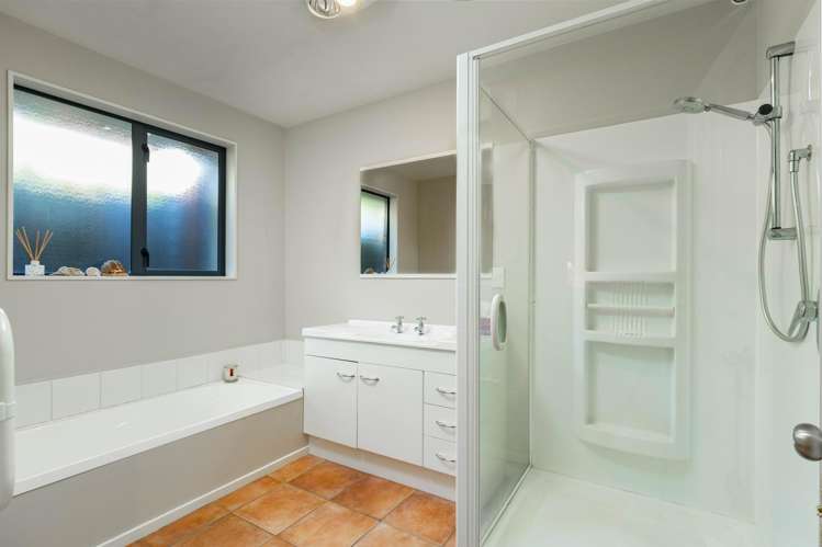 5 Hamlyn Pl Witherlea_22