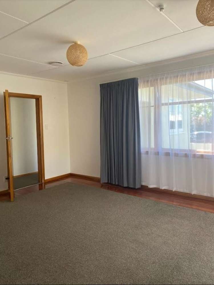 32 Aberdeen Avenue Takaro_3