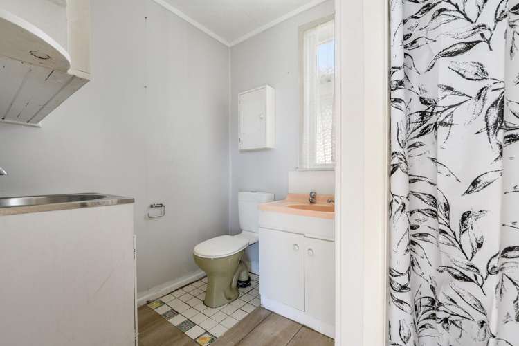 20b Alverstoke Road Parkvale_9