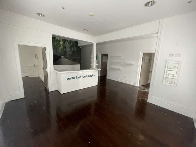 532 Parnell Parnell_3