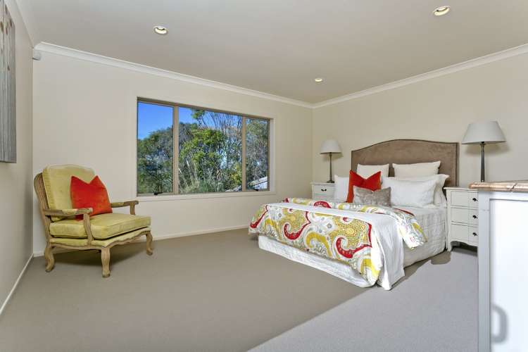 2/11 Camelot Place Glenfield_10
