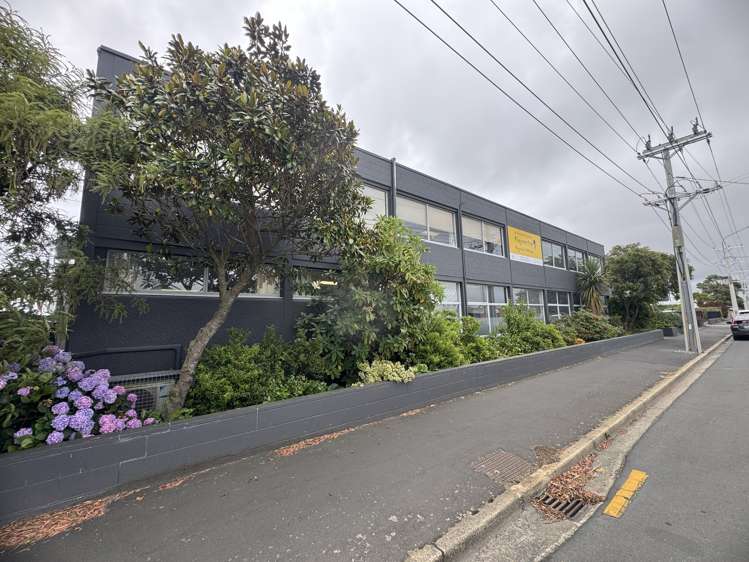 186 Macandrew Road_0