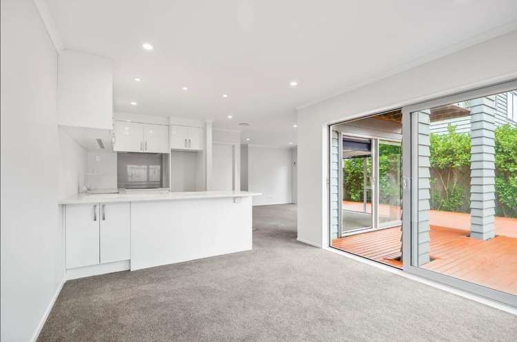 2/13 Crosher Place 1146_5