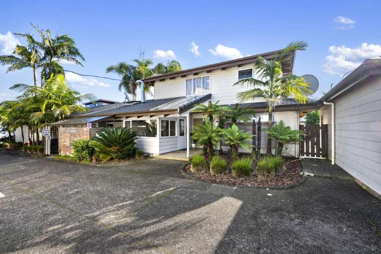 28-30 Taharoto Road Takapuna_5