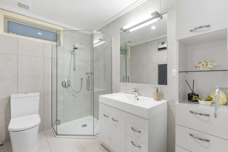 10a/1 Marine Parade Mount Maunganui_33