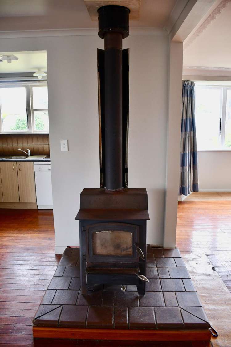 129 Waverley Street Karamea_13