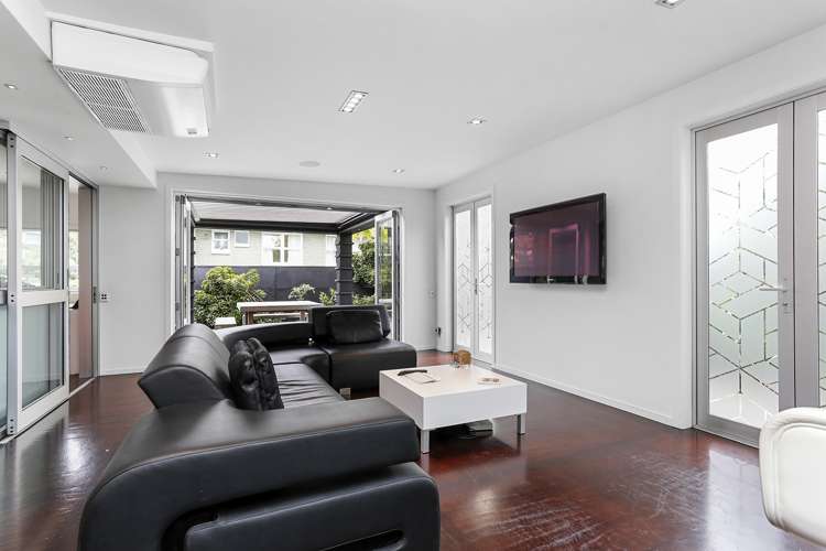 1/27 Taharoto Road Takapuna_10