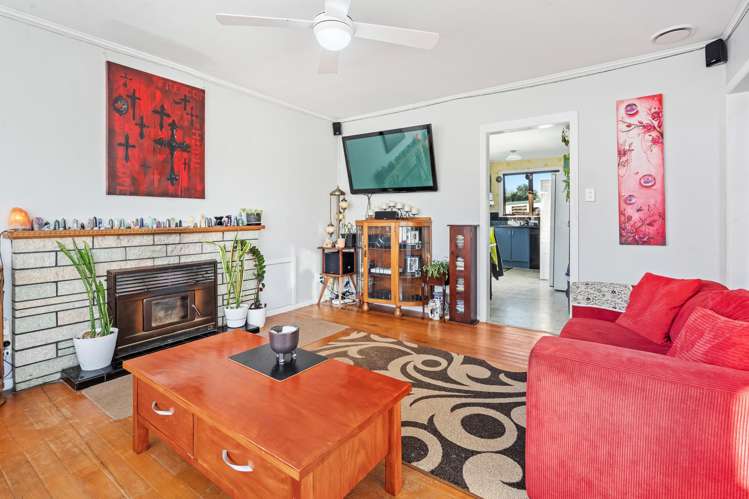 22 Manapouri Street_3