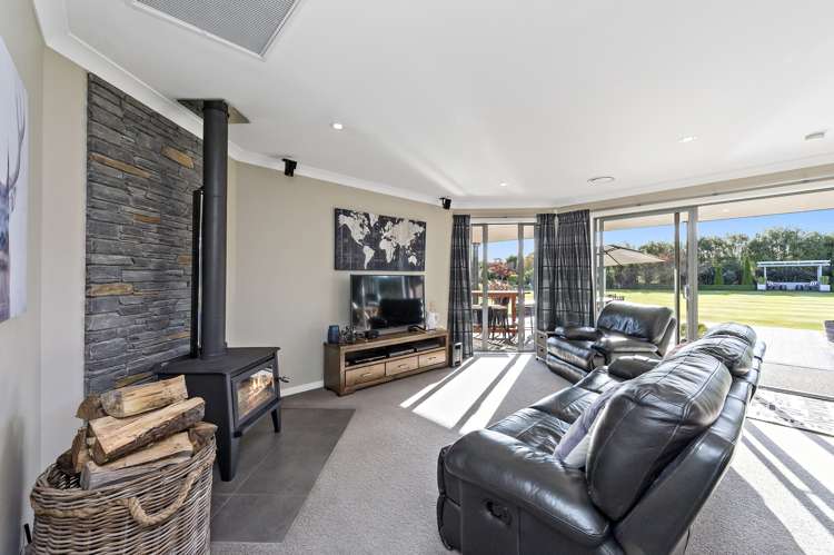 70 Stott Drive Darfield_11