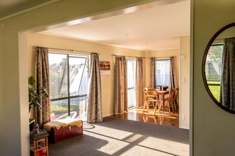 28 Peppertree Glade Kelvin Grove_7