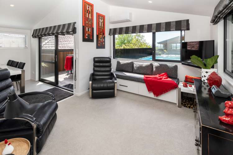 60 Parkhill Road Mellons Bay_28