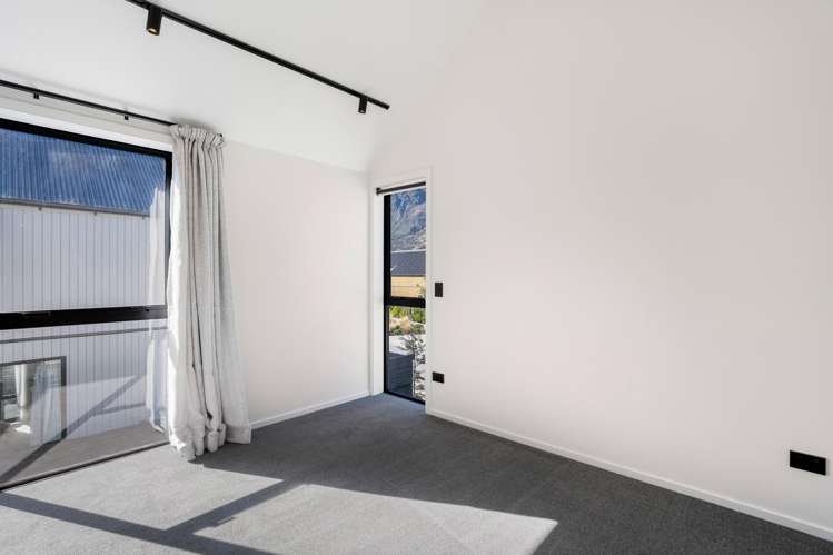 39 Casterway Crescent Jacks Point_6