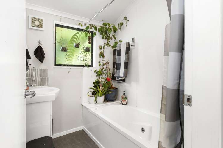 114 Broderick Road Johnsonville_5