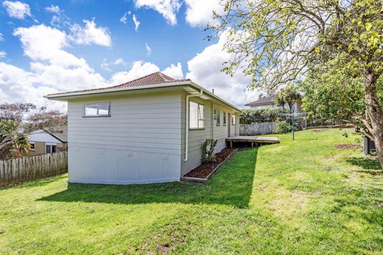 1/21 Santiago Crescent Unsworth Heights_14